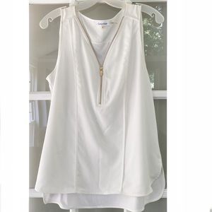 EUC Calvin Klein Top - Medium